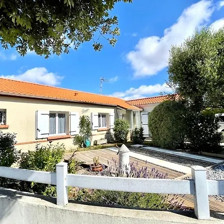 Maison Familiale Toute équipée St Gilles X Vie 85