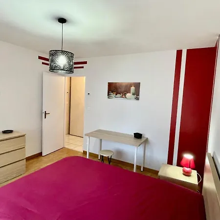 Maison Familiale Toute Equipee St Gilles X Vie 85 Holiday home