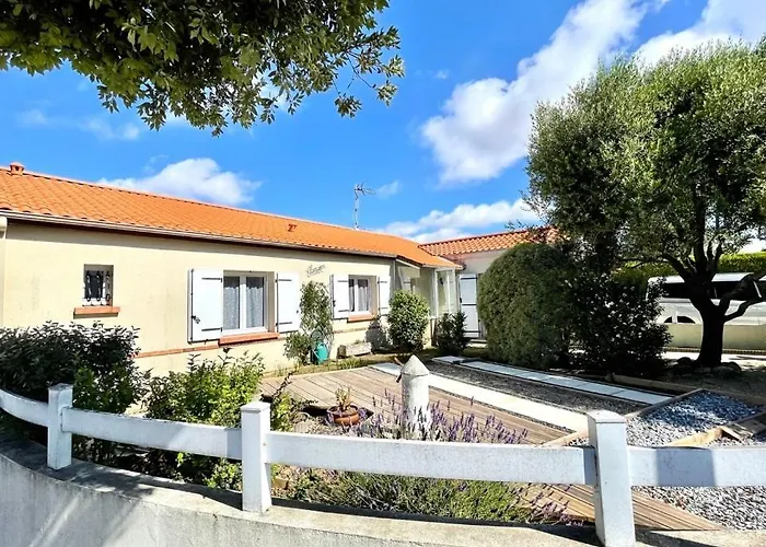 Maison Familiale Toute Equipee St Gilles X Vie 85